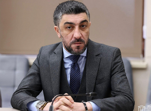 Վիլեն Գաբրիելյանը վայր է դնում մանդատը