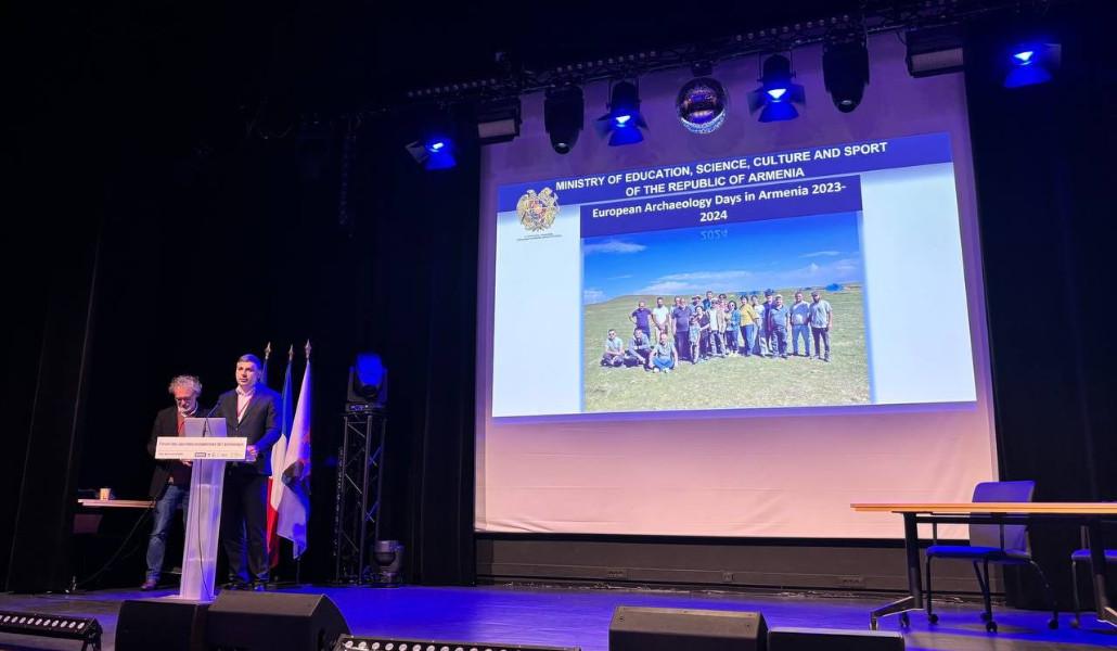 cfc401d8-4176-496d-9596-cfad2af9a12d