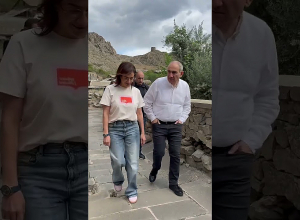 «Այցելեցինք Մեղրիի սբ. Աստվածածին և սբ. Հովհաննես եկեղեցիներ»․ Նիկոլ Փաշինյան