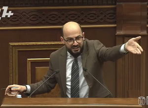 Ա՛յ պատերազմից փախած կապիտուլյանտներ, խի՞ եք ՀՀ-ն կանգնեցրել պատերազմի շեմին․ Հովհաննիսյան