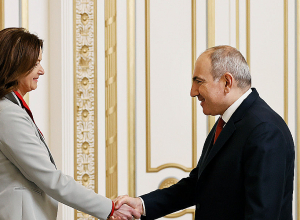 Փաշինյանն ընդունել է Սլովենիայի փոխվարչապետ, արտաքին ու եվրոպական հարցերի նախարարին