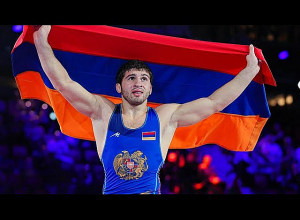 Եվրոպայի քառակի չեմպիոն Մալխաս Ամոյանը, փոխչեմպիոն Կարեն Ասլանյանն ամփոփում են ԵԱ-ն