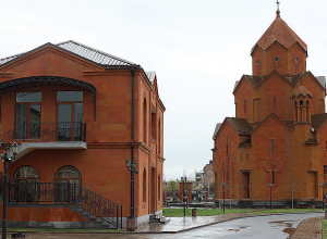 Ավարտվել են Մասյացոտն թեմի առաջնորդարանի 2-րդ հարկի կառուցման և Մասիսի Սուրբ Թադեոս եկեղեցու մոմավառության սրահի ընդլայնման աշխատանքները