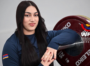 Ծանրորդ Աննա Ամրոյանը դարձավ ԵԱ-ի արծաթե մեդալակիր