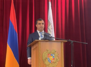 Վալոդյա Գրիգորյանը ստանձնեց Փարաքար համայնքի ղեկավարի պաշտոնը