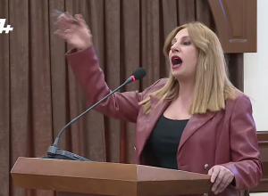 Ձենդ կտրի՛, մի գոռա՛, էկել ստեղ են վնգստում․ Զարուհի Փոստանջյանի ելույթի ժամանակ իրավիճակը լարվեց