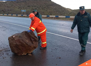 Քարաթափում Երևան-Մեղրի ավտոճանապարհին