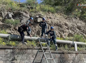 Սարալանջի փողոցում՝ քարերի և երկաթե խողովակների արանքում հայտնաբերված 18-ամյա տղայի կյանքը փրկել են