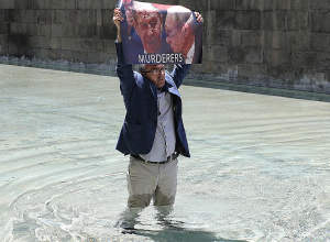 Բողոքի ակցիա Երևանում՝ ընդդեմ Լավրովի այցի․ ՆԳՆ-ի գործողությունները կվիճարկվեն դատարանում (ֆոտոշարք)