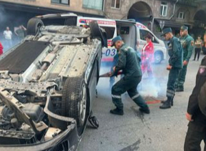 Ավտովթար Տերյան և Պուշկինի փողոցների խաչմերուկում