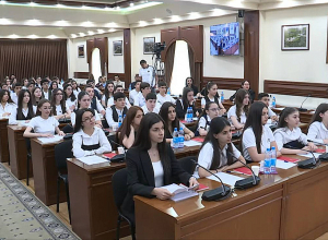 Դպրոցական Ավագանու նիստ քաղաքապետարանում․ ՈՒՂԻՂ