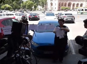 Բողոքի ցույց կառավարության դիմաց․ՈՒՂԻՂ