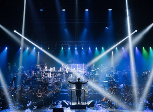 Մայքլ Ջեքսոնի երգերը ներկայացվել են դասական մշակմամբ. «Սիմֆոնիկ Ջեքսոն»