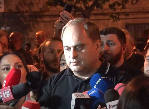 Քննիչը միջնորդել է կալանավորել Միքայել Աջապահյանին․ դատարանը 24 ժամվա ընթացքում կորոշի