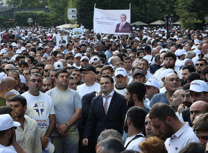 Երթ  Երևանում ` ի պաշտպանություն Սամվել Կարապետյանի․ ՈՒՂԻՂ