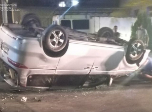 Բախվել են «Nissan» և «Honda» մակնիշների ավտոմեքենաները․ վերջինս շրջվել է, կա երկու տուժած