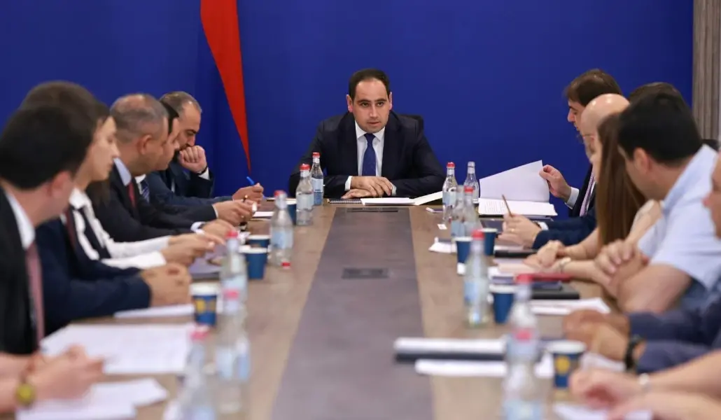 lTOUpAmPFLbwFXV5kNPl0CK4BHDXW2GFvxq95NlG