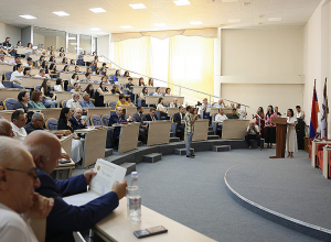 ԿԳՄՍ նախարարը պարգևներ է հանձնել ՇՊՀ-ում