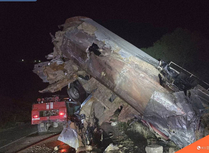 Ավտոցիստեռնը շրջվել է Ողջի գետը․ մազութի արտահոսք է տեղի ունեցել