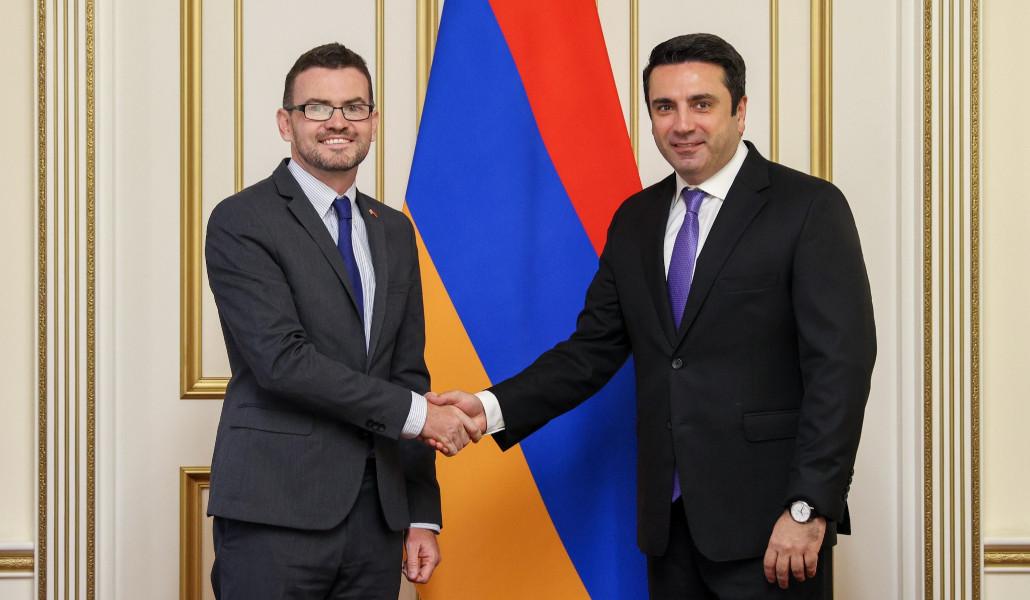 518206736_1071780708463677_5086883041227257002_n