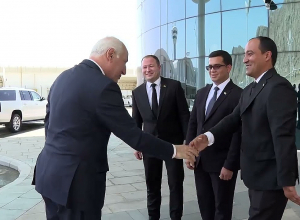 Հանրապետության նախագահն այցելել է Թուրքմենբաշիի նավթի վերամշակման գործարան