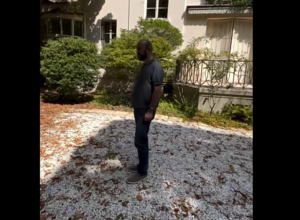 Վաշինգտոնից Երևան վերադառնալիս Միրզոյանն այցելել է Փարիզում դեսպանության նոր շենք