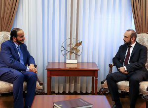Արարատ Միրզոյանն ընդունել է Օմանի ԱԳ նախարարի տեղակալին