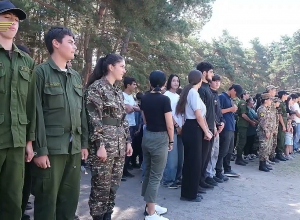 Տեղի ունեցավ ԵԿՄ «Եռասերունդ երկրապահ» ուսումնառազմամարզական ճամբարի փակման արարողությունը