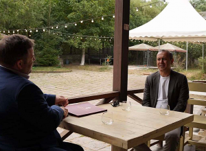 Արմեն Գրիգորյանը Դիլիջանում աշխատանքային նախաճաշ է ունեցել Սթիվեն Դաութիի հետ