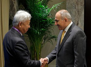 Վարչապետը Պեկինում հանդիպում է ունեցել ԵՆԱԲ նախագահի հետ