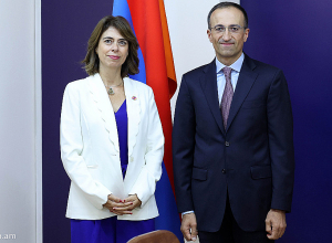 Արսեն Թորոսյանը և UN Women-ի տնօրենը քննարկել են կանանց իրավունքների պաշտպանության և տնտեսական զորեղացման հարցեր