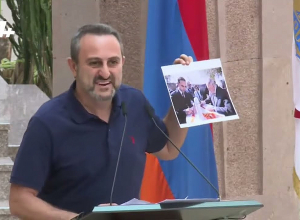 Որ ՔՊ-ի հետ լինեք ժողովուրդ՝ միլիոնատեր կդառնաք․ Զարոկյան