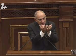 Իմ աջակցությունն եմ հայտնում Տեր Արամին․ Փաշինյան