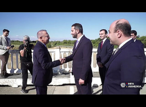 Ռուբեն Ռուբինյանը Մարգարա անցակետի մոտ դիմավորել է Սերդար Քըլըչին