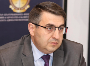 Սիմոն Բաբայանը վերընտրվել է Փաստաբանների պալատի նախագահի պաշտոնում