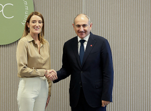 Կայացել է վարչապետ Փաշինյանի հանդիպումը Եվրոպական խորհրդարանի նախագահ Ռոբերտա Մեցոլայի հետ