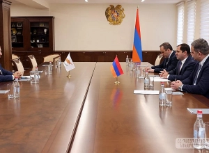 Սուրեն Պապիկյանն ու Միքայել Մավրոսը քննարկել են պաշտպանության ոլորտում Հայաստան-Կիպրոս համագործակցությանը վերաբերող հարցեր