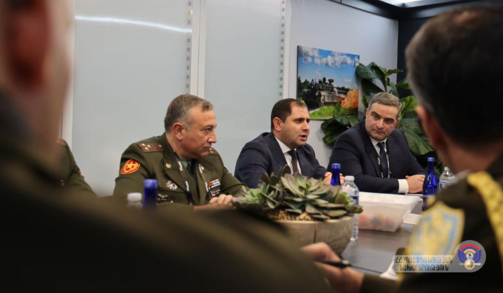 photo_2025-10-14_20-15-55