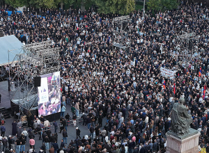 Ազատության հրապարակը` այս պահին․ Մեր ձևով