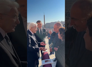 Նիկոլ Փաշինյանը կարճատև շփում է ունեցել Իտալիայի նախագահ Սերջիո Մատարելլայի հետ։