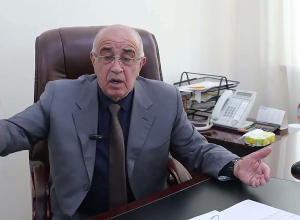 Ինչո՞ւ եք պարալիզացնում քաղաքը․Գյումրիում ստեղծված իրավիճակի մասին՝ քաղաքապետի տեղակալ Գ․ Մանուկյանը