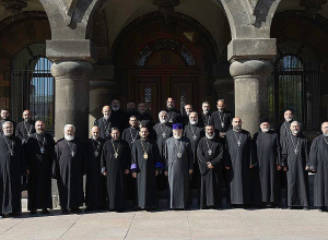 Տուժել է Շիրակի թեմի հոգևոր կյանքը․ Կաթողիկոսն անդրադարձել է Միքայել արքեպիսկոպոս Աջապահյանի ազատազրկմանը