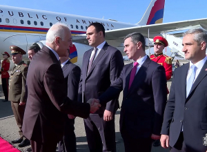 Հայաստանի Հանրապետության նախագահ Վահագն Խաչատուրյանը պաշտոնական այցով ժամանել է Թբիլիսի