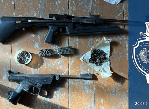 Հովտաշատ գյուղի տներից մեկում զենք-զինամթերք է հայտնաբերվել