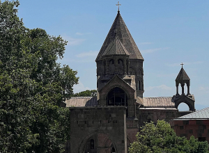 Հայաստանյան եպիսկոպոսաց և թեմակալ առաջնորդների ժողով Մայր Աթոռ Սուրբ Էջմիածնում