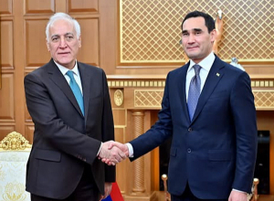 Վահագն Խաչատուրյանն առանձնազրույց է ունեցել Թուրքմենստանի նախագահ Սերդար Բերդիմուհամեդովի հետ