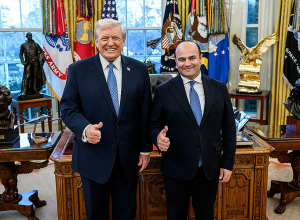 Դեսպան Նարեկ Մկրտչյանը Սպիտակ տանը հանդիպում է ունեցել ԱՄՆ նախագահ Դոնալդ Թրամփի հետ