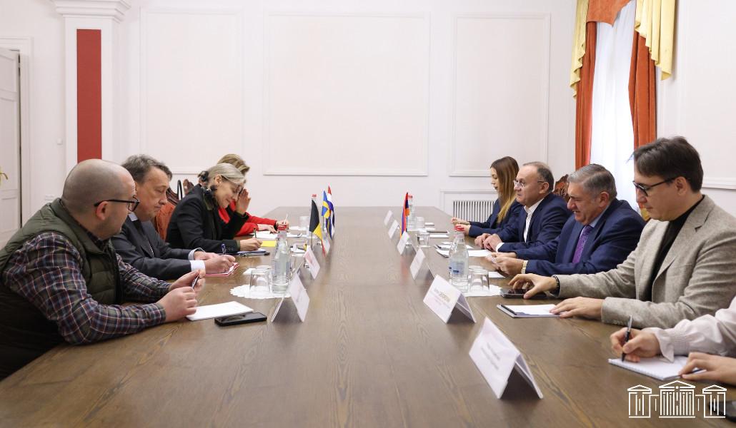 602474189_1200620338913046_4441733768369632707_n