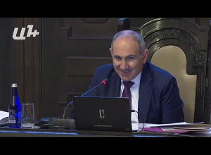 «1.600.000 քաղաքացիներ․ խնդրում ենք՝ հունվարի 1-ից չգրոհել առողջապահական հիմնարկների վրա». Փաշինյան