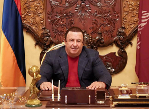 Կարևոր է համախմբել ֆիզիկական և հոգևոր մեր բոլոր ուժերը՝ Նոր տարում մեր երկրի վերածննդի և վերակառուցման սկիզբը դնելու համար․ Ծառուկյան